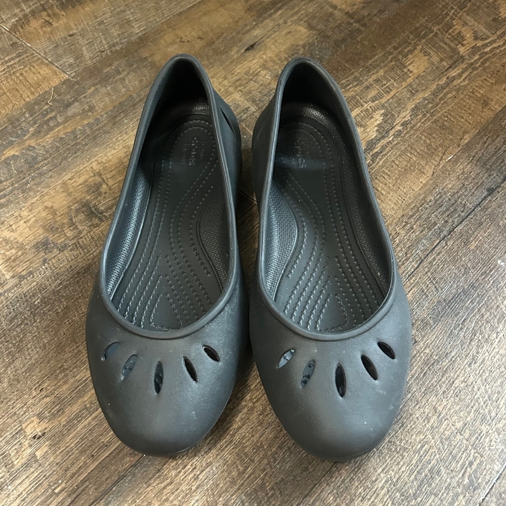 Crocs Kelli Flat Womens Sz 9 Black Ballerina Comfort Slip On Shoes